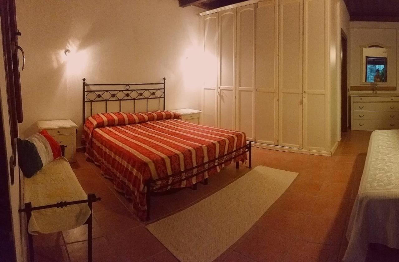 Вилла Agriturismo Pausania Темпио-Паузания Экстерьер фото